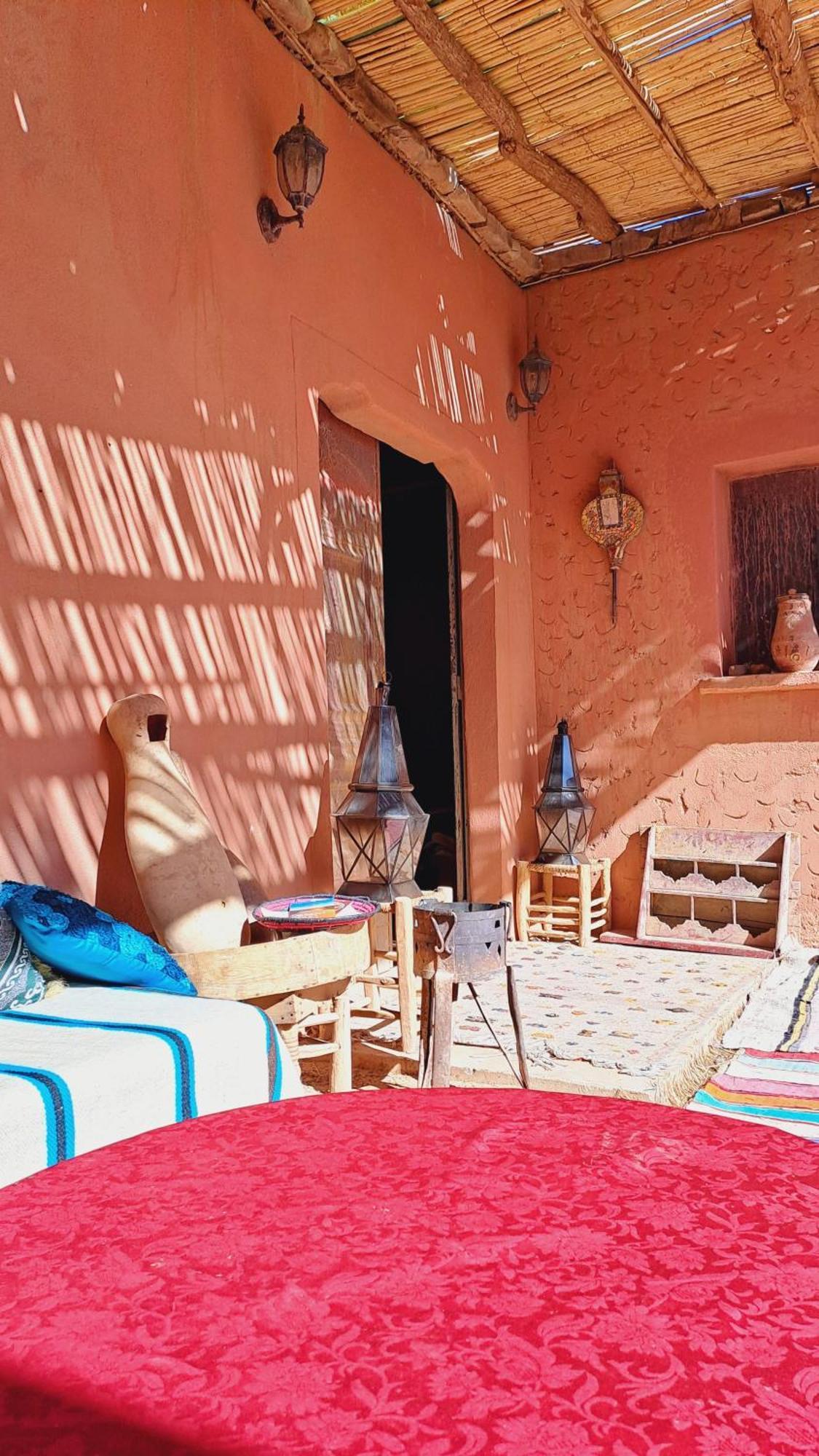 La Petite Maison Du Lac Iriki Foum Zguid Exterior foto