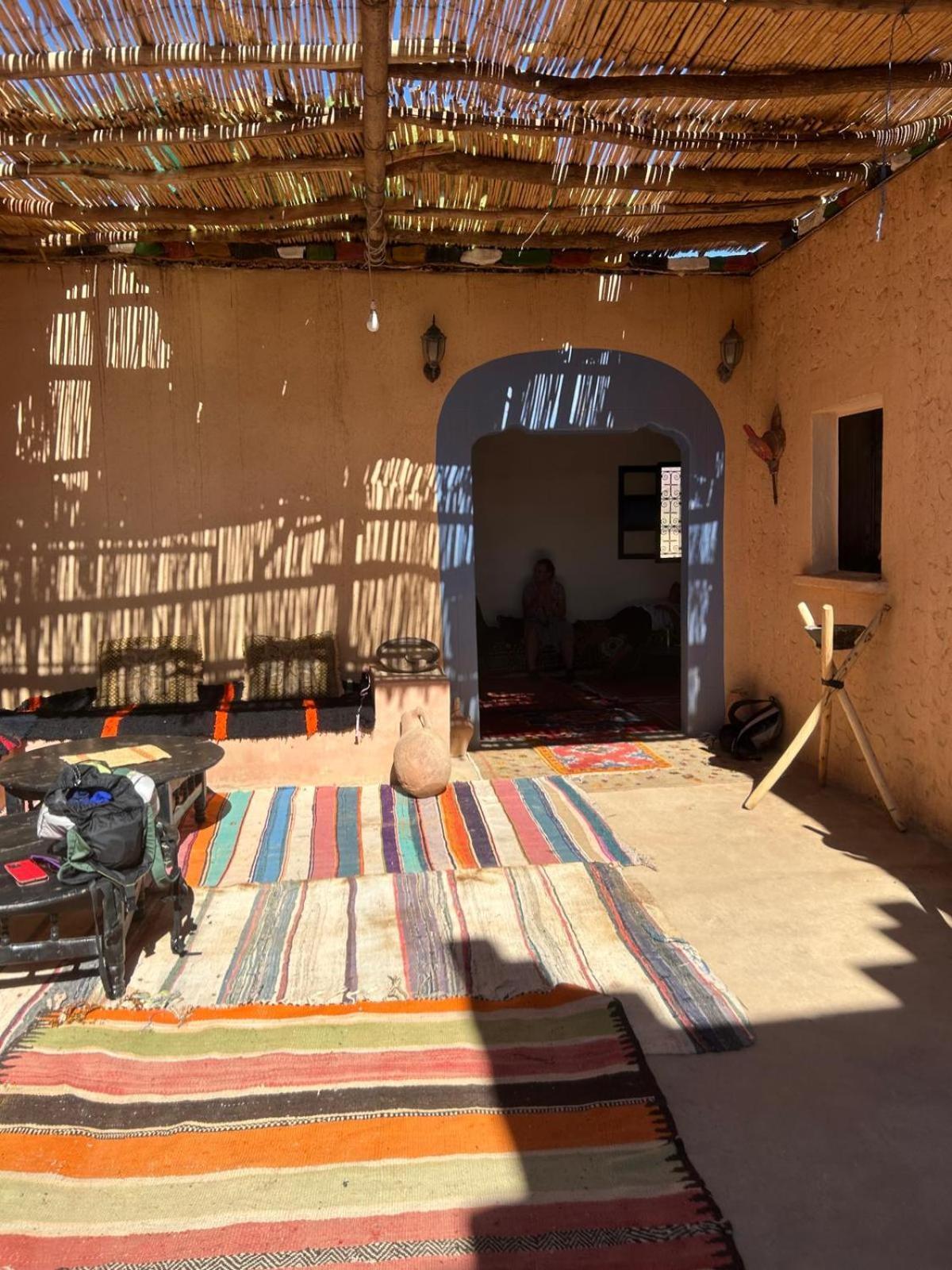La Petite Maison Du Lac Iriki Foum Zguid Exterior foto